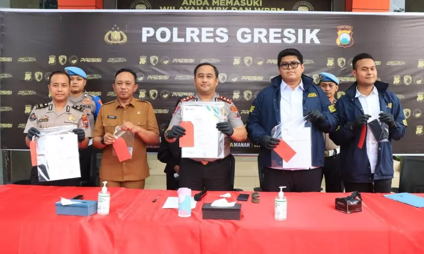 Antoni Pelaku Penipuan ASN SK Palsu Gresik Dibekuk di Kalimantan, Makan 14 Korban dengan Kerugian Rp 1,5 Miliar