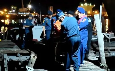 Tragedi Laut Gresik: Kapal Muat Besi Tua Tenggelam, 1 Tewas dan 2 Nelayan Hilang