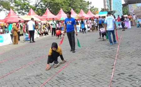 Ratusan Siswa di Lamongan Meriahkan Festival Olahraga Tradisional, Dari Lari Balok Hingga Gobak Sodor