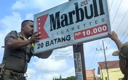 Satpol PP Tulungagung Selidiki Dalang di Balik Pemasangan Belasan Reklame Rokok Ilegal