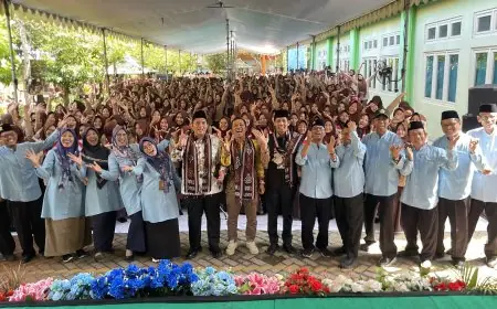 Tiga Anggota DPRD Lamongan Bernostalgia di MAN 1 Lamongan, Jadi Narasumber Talk Show Inspiratif