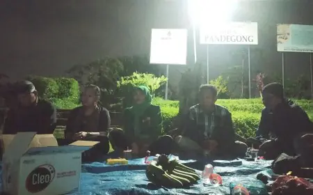 Pegiat Budaya Jatim Gelar "Jagongan " di Candi Pandegong Jombang