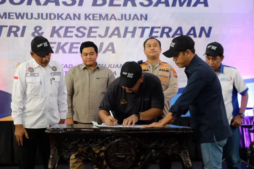May Day 2026 Gresik Tanpa Demo, Bupati Yani Tekankan Sinergi dan Kesejahteraan Pekerja