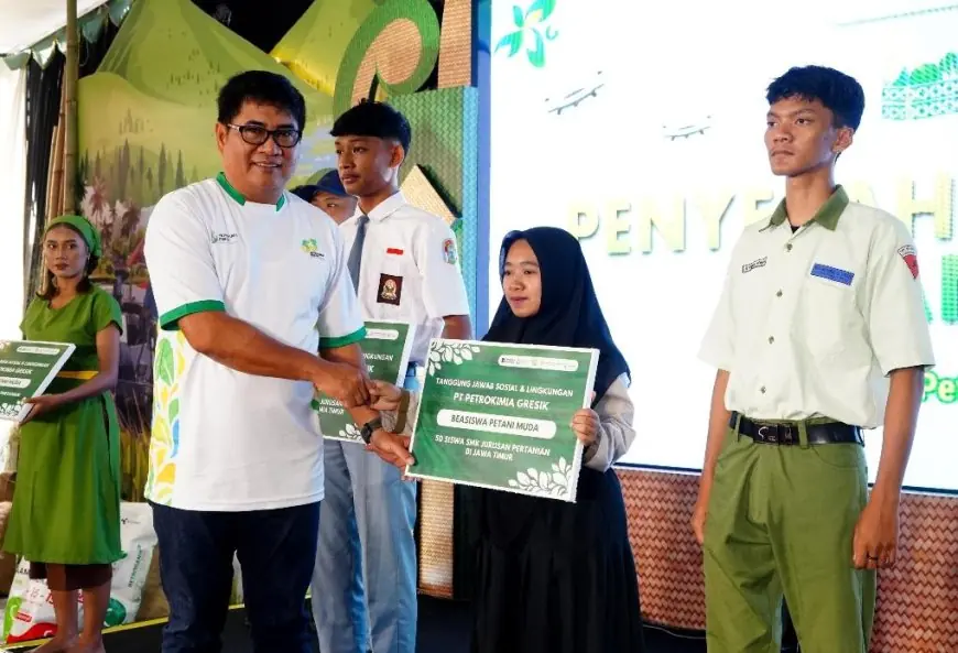 Regenerasi Petani, Petrokimia Gresik Siapkan Beasiswa Khusus Tarik Minat Generasi Z ke Pertanian