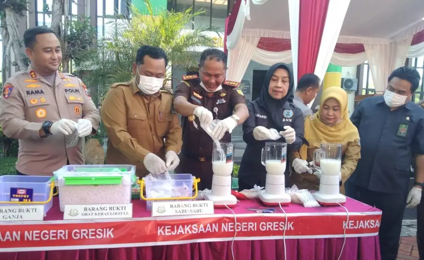 231 Perkara Inkrah, Kejari Gresik Musnahkan Sabu Rp3 Miliar hingga Ratusan Ribu Pil LL