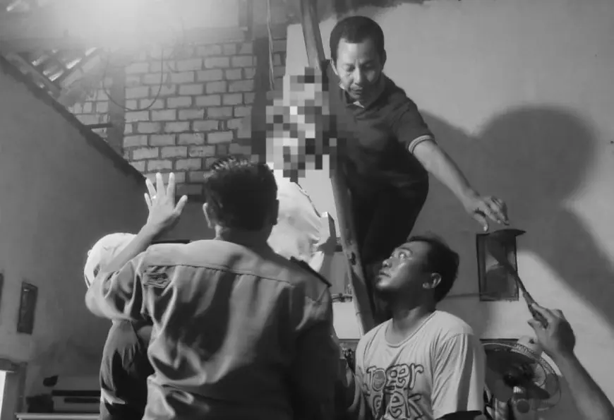 Tragis, Petani Lansia di Sugio Lamongan Ditemukan Meninggal Gantung Diri di Blandar Rumah