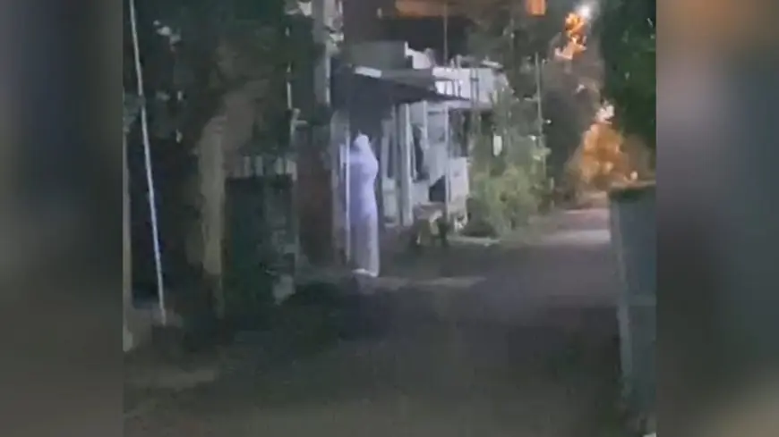 Heboh! Video Berdurasi 15 Detik Rekam Sosok Putih Diduga Pocong di Tumenggungan Lamongan