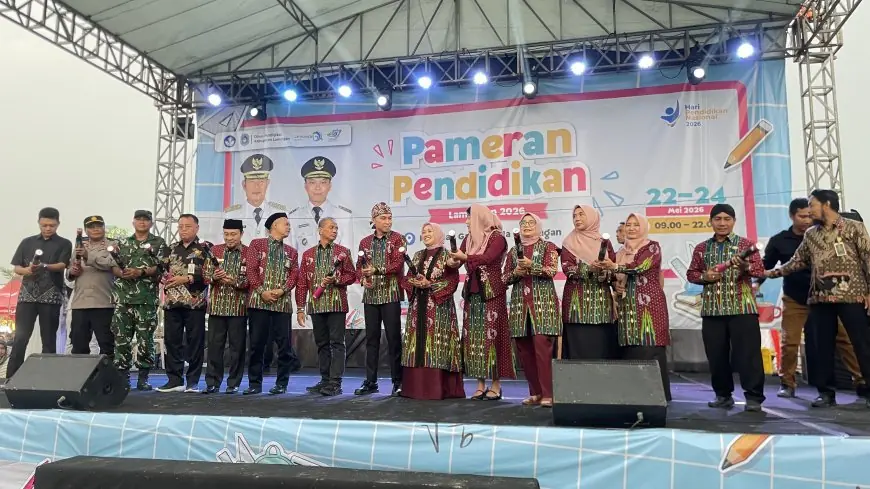 Pameran Pendidikan Lamongan 2026 Suguhkan Beragam Inovasi, Mulai dari Baterai Kulit Pisang hingga Sepeda Jus