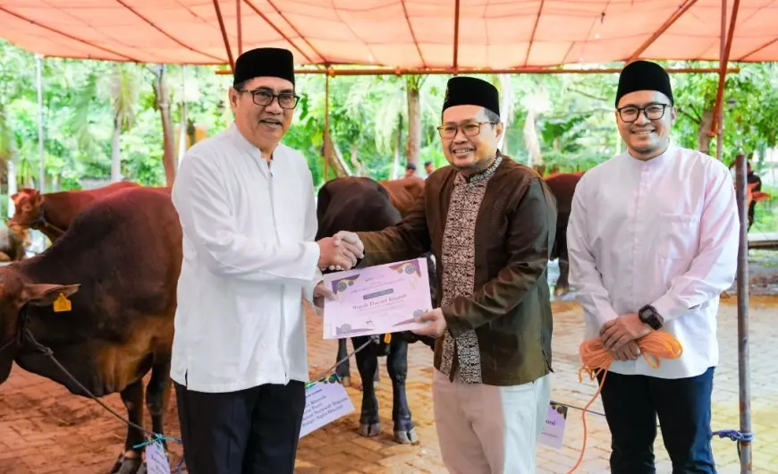 Dukung Peternak Mitra Binaan, Petrokimia Gresik Distribusikan Hewan Kurban Senilai 1,8 Miliar