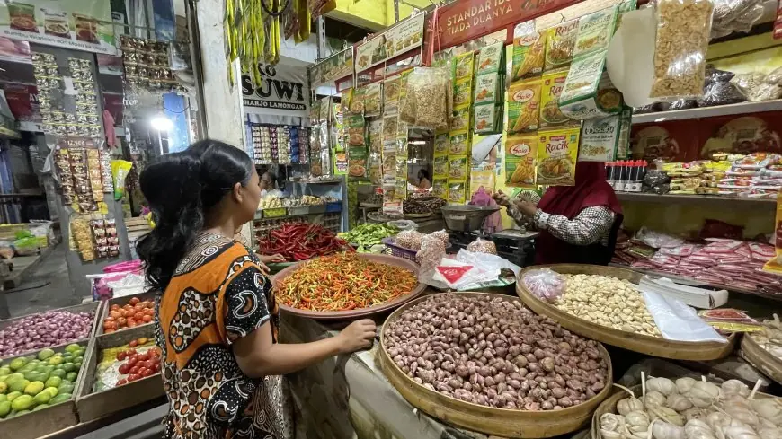 Pasca Iduladha, Harga Bawang Merah Hingga Cabai di Lamongan Melonjak Tajam
