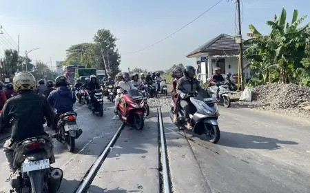 KAI Daop 8 Lakukan Perawatan Jalur Rel di JPL 325 Lamongan, Pengendara Diminta Jaga Kecepatan
