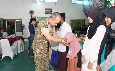 Rayakan HUT ke-44, Dandim Lamongan Pilih Berbagi Berkah Bersama Anak Yatim