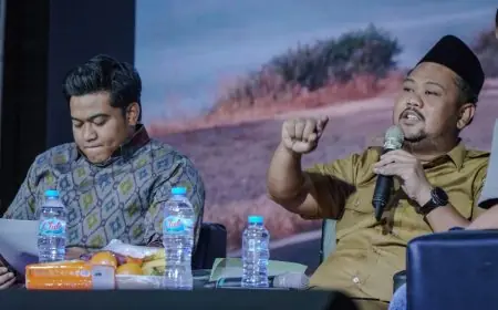 Jalan Poros Desa Jadi Prioritas Utama, Bupati Yani Siap Tuntaskan Perbaikan Secara Bertahap