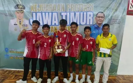 Hebat, di Tengah Keterbatasan Fasilitas Latihan, Atlet Sepak Takraw Bawean Gresik Raih Emas Kejurprov Jatim