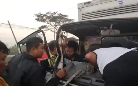 Kecelakaan Beruntun di Karanglangit Lamongan, 3 Orang Alami Luka-Luka