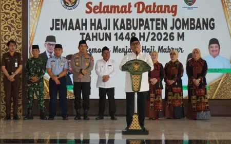 Bupati Sambut Kepulangan Jemaah Haji Jombang Kloter 60 dan 61  
