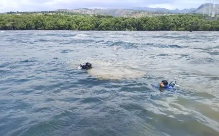 Usut Dugaan Limbah di Perairan Situbondo, Satpolairud Terjunkan Penyelam ke Pipa 400 Meter