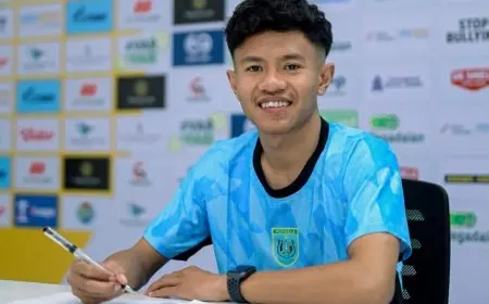 Darah Lamongan Memanggil, Ruy Arianto Resmi Gabung Persela Demi Wujudkan Impian Kakek