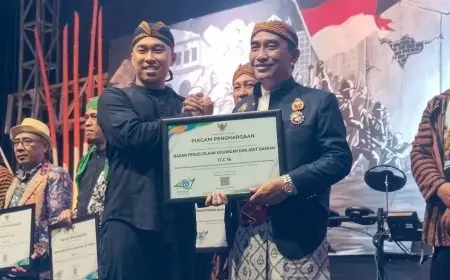 Sukses Sedot Animo Masyarakat, Lamongan Tempo Doeloe Resmi Ditutup: BPKAD Sabet Penghargaan Top Ten Green Office 2026
