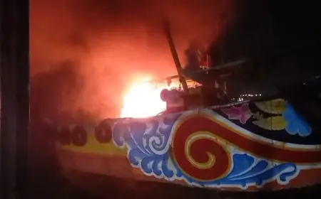 KM Sri Sumber Rejeki Terbakar, Kerugian Ditaksir Capai Rp 1,6 Miliar