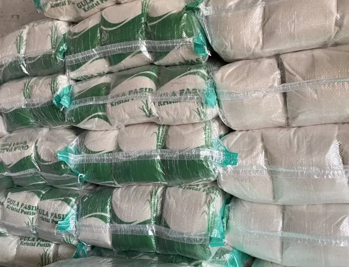 Harga Gula Pasir Meroket, Pedagang Kecil di Lamongan Menjerit Pusing
