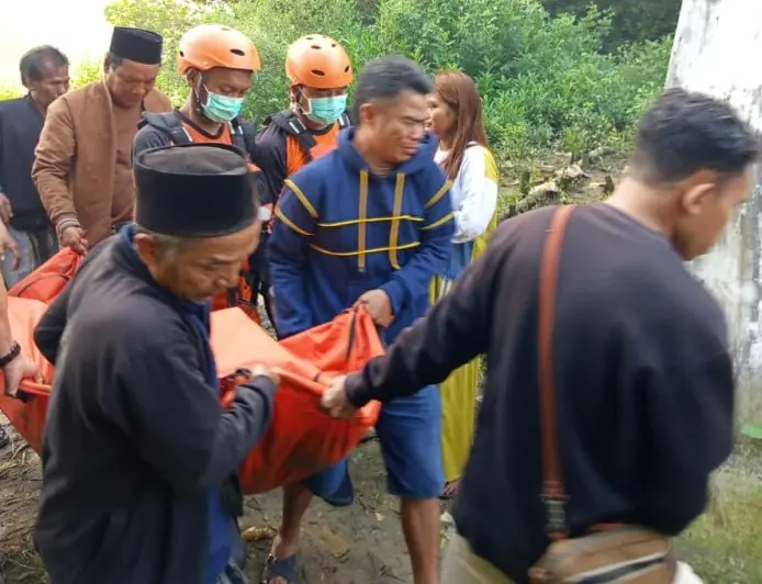 Pemancing Tenggelam di Kali Lamong Gresik Ditemukan Meninggal, Terseret 131 Meter