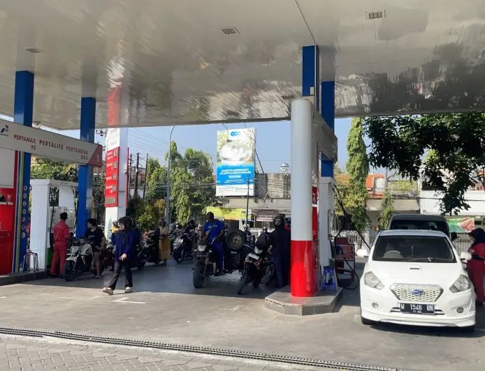 Harga Pertamax Meroket Jadi Rp16.250, Warga Lamongan Mengeluh Kuras Kantong