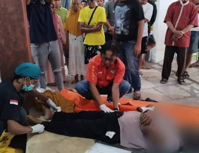 Hendak Salat Subuh, Warga Temukan Jenazah Pria Tanpa Identitas di Mushola Al Hidayah