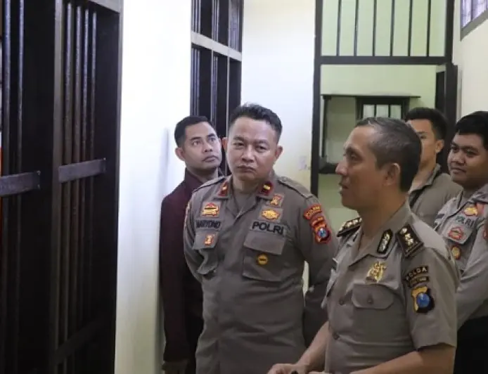 Pastikan Sesuai SOP, Polda Jatim Tinjau Ruang Tahanan Polres Trenggalek