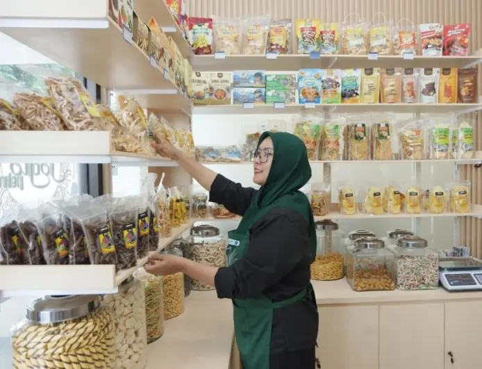 Berawal dari Jualan Lewat WhatsApp, UMKM Jamu Temulawak Binaan Petrokimia Gresik Kini Kebanjiran Pesanan