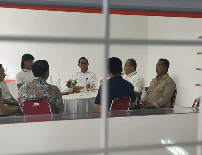 Mencari Kendala Percepatan Program Prioritas Presiden, Tim KSP RI Meninjau KDKMP di Gresik