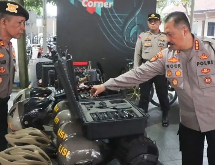 Cek Almatsus di Polres Trenggalek, Dirsamapta Polda Jatim Tekankan Kemampuan Personel