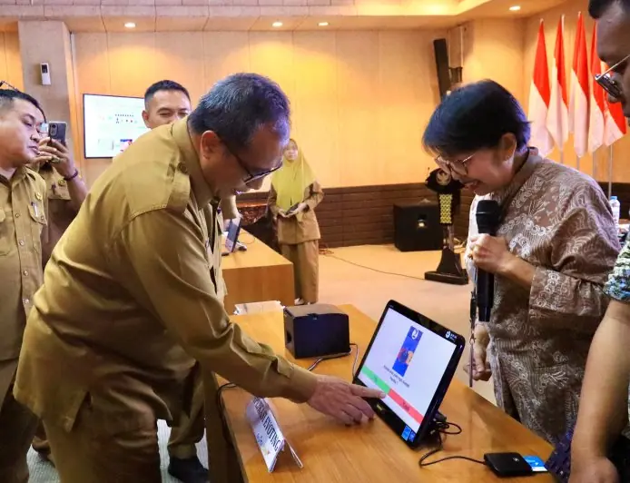 Gresik Siap Terapkan E-Voting pada Pilkades 2026, 15 Desa Jadi Pilot Project