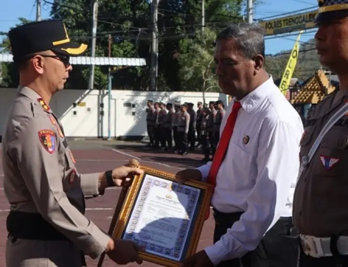 Cetak Prestasi Membanggakan, 13 Anggota Polres Trenggalek Diganjar Penghargaan