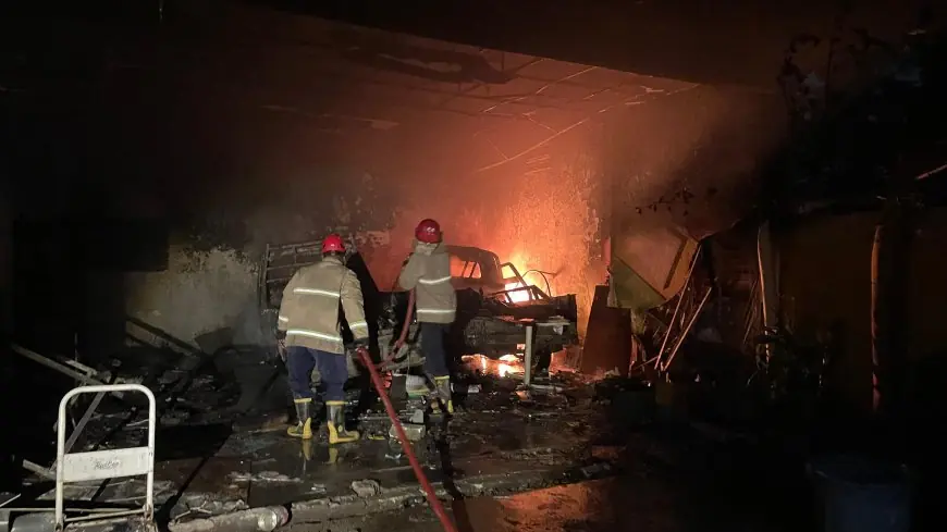 Gudang Playground dan Tiga Unit Mobil di Lamongan Ludes Terbakar, Kerugian Capai Rp200 Juta