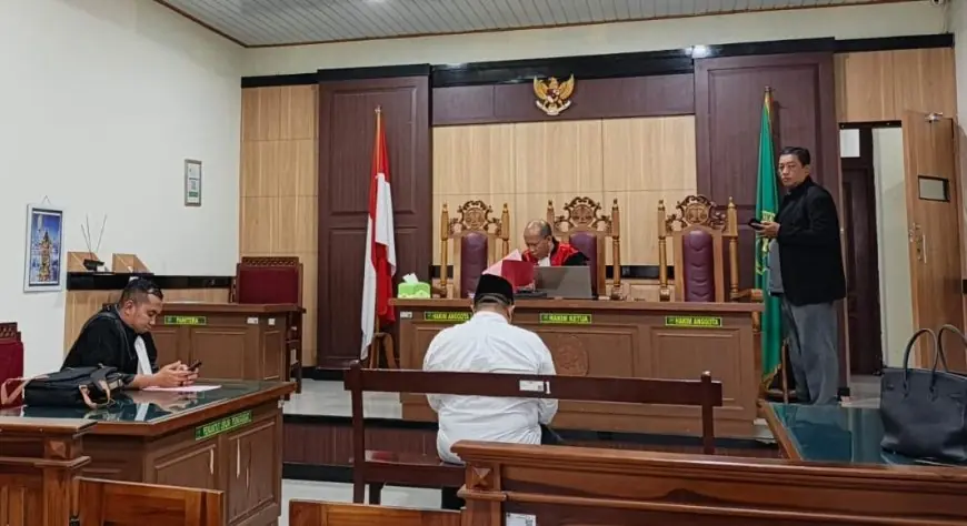 Sidang Perdana Penganiayaan ASN DPUTR Gresik, Korban Alami Cedera Permanen di Hidung