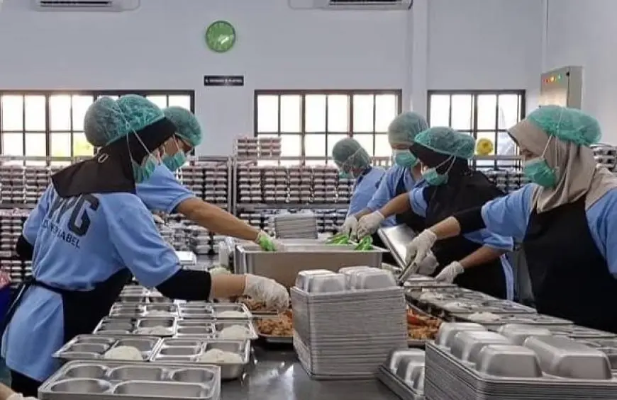 BGN Hentikan Operasional 8 Dapur MBG di Gresik, Empat Sudah Kembali Beroperasi