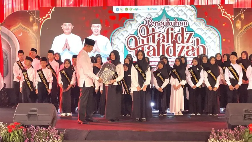 Pengukuhan Hafidz-Hafidzah Lamongan, 3.262 Peserta Terima Sertifikat Jalur Prestasi