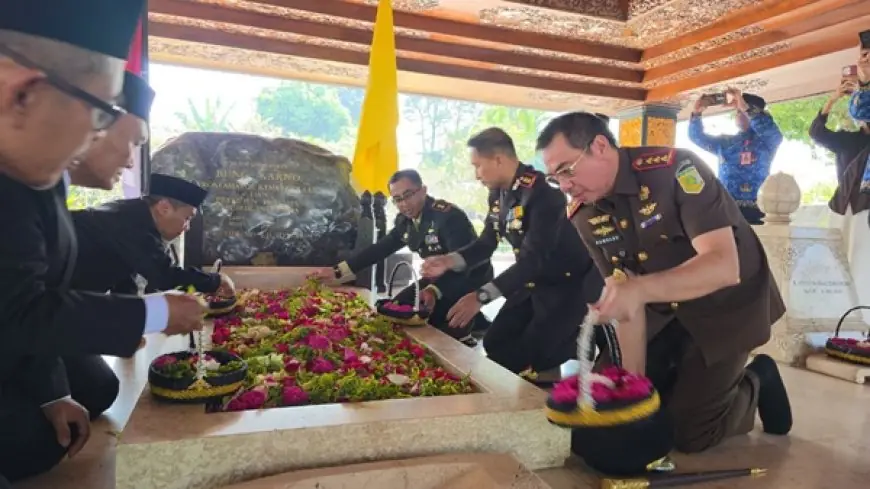 Wali Kota Blitar Ajak Generasi Muda Meneladani Sang Proklamator Bung Karno
