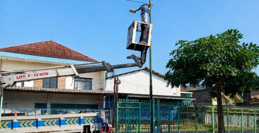 Proyek Jalan Inpres Selesai, Dishub Tulungagung Targetkan Tambahan 16 Titik PJU di Pelem-Campurdarat