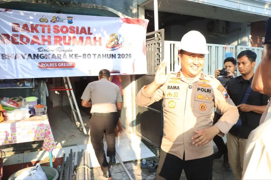 Bedah Rumah Purnawirawan Jadi Aksi Nyata Polres Gresik Sambut Hari Bhayangkara ke-80