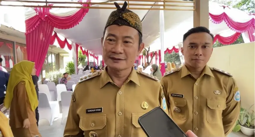 Dongkrak IPM, Bupati Lamongan Ajak Masyarakat Budayakan Gemar Membaca Sejak dari Rumah
