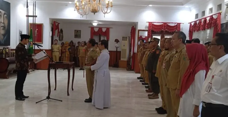 Jaga Stabilitas Pemerintahan, Bupati Arifin Resmi Lantik Triadi Admono sebagai Pj Sekda Trenggalek