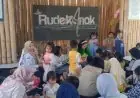 Melihat Keseruan Pemuda Pelopor Membuat Jajanan Ketan Duren