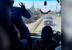 Ngeblong Lawan Arus di Lamongan, Bus Antarkota di Hadang Ambulans Viral