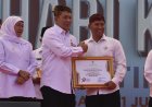 Plt Bupati Tulungagung Sabet Penghargaan Pembina Koperasi Andalan Jatim di Hari Koperasi ke-79