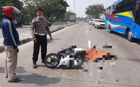 Diduga Gagal Menyalip Tronton, Pemotor Asal Bojonegoro Tewas di Jalur Nasional Lamongan-Babat