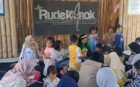 Melihat Keseruan Pemuda Pelopor Membuat Jajanan Ketan Duren