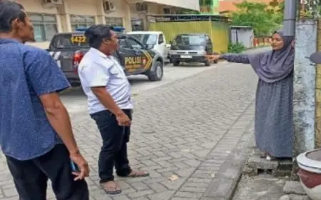 Aksi Pencurian Motor di Bungah Gresik Terekam CCTV, Pelaku Bersarung dan Berjaket Masih Diburu