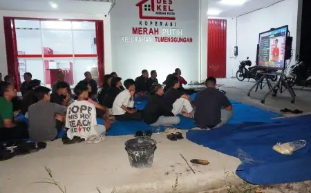 Koramil Lamongan Kota Gelar Nobar Piala Dunia di KDKMP Tumenggungan